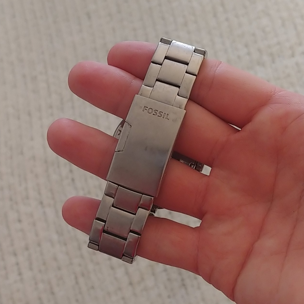 Fossil Watch - Picture 2 of 2